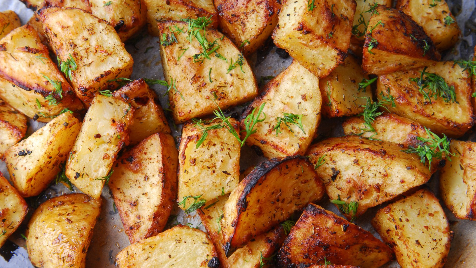 The Secrets To Crispy Roast Potatoes! Are You Hungry?