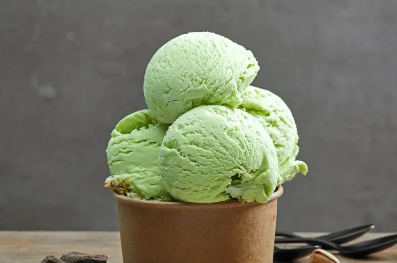 Low-Carb Keto Pistachio Ice Cream Recipe